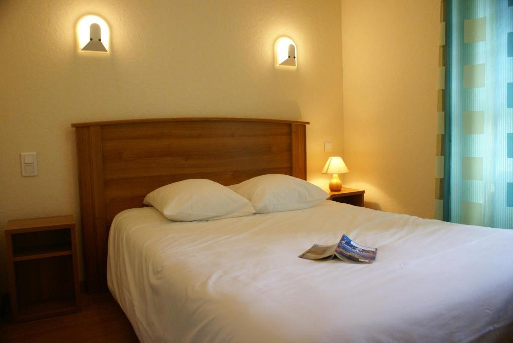 Hotel Le Passiflore Saint-Pol-de-Léon Cameră foto